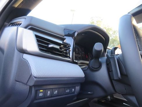 Certified 2026 Toyota Camry SE image 32