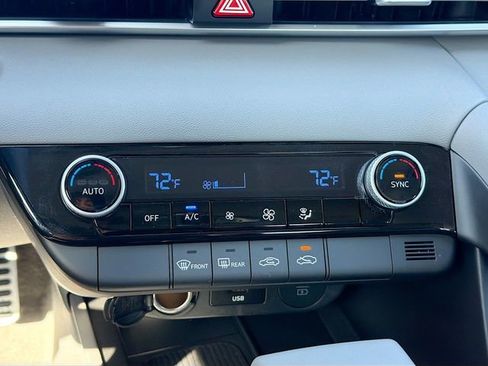 New 2026 Hyundai Elantra Sport FWD image 15