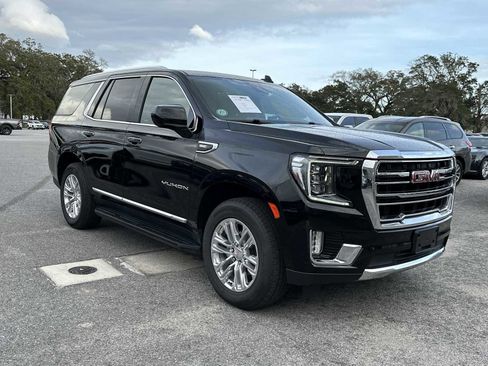Used 2024 GMC Yukon SLT image 3