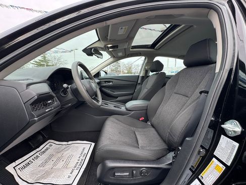 Used 2023 Honda Accord EX image 11