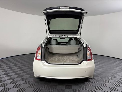Used 2014 Toyota Prius Four FWD image 10
