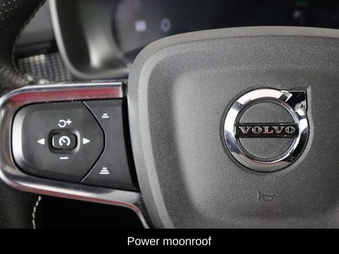 Used 2021 Volvo XC40 P8 Recharge AWD/4WD image 8
