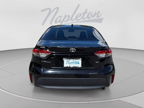Used 2023 Toyota Corolla LE FWD image 4