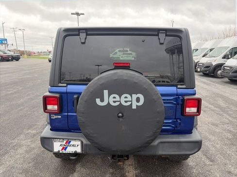 Used 2020 Jeep Wrangler Unlimited Sport image 4