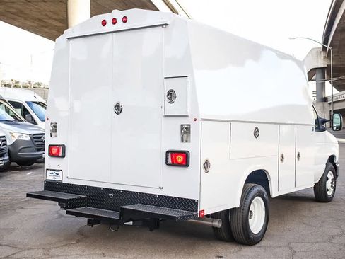 New 2025 Ford E-350 and Econoline 350 Super Duty w/ Power Equipment Group image 6