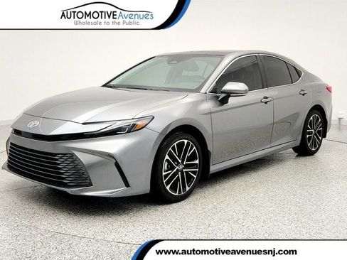 Used 2026 Toyota Camry XLE image 1