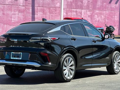 New 2026 Buick Envista Avenir image 5