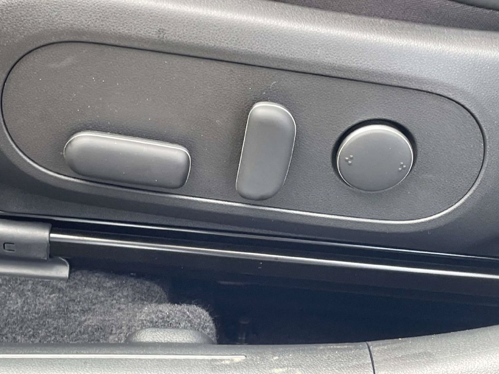 New 2026 Hyundai Kona SEL Premium AWD/4WD image 16