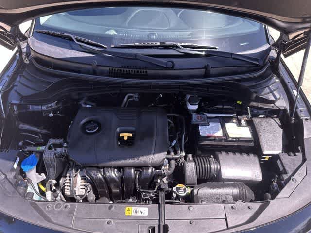Used 2024 Kia Soul LX w/ Option Group 015 FWD image 21