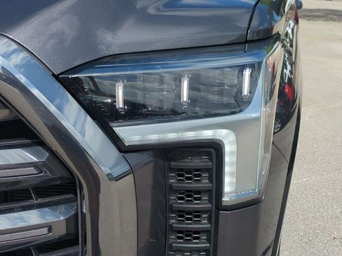Used 2024 Toyota Tundra Platinum AWD/4WD image 11