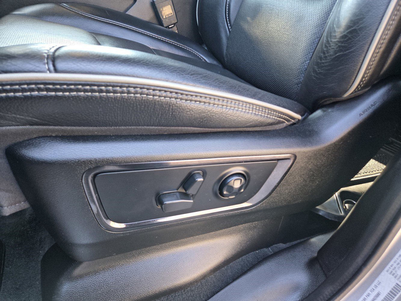 Used 2022 RAM 1500 Limited w/ Body-Colour Bumper Group AWD/4WD image 29