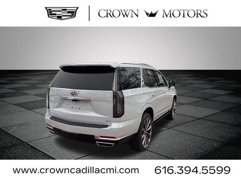 New 2026 Cadillac Escalade Platinum Luxury w/ LPO, Floor Liner Package image 14