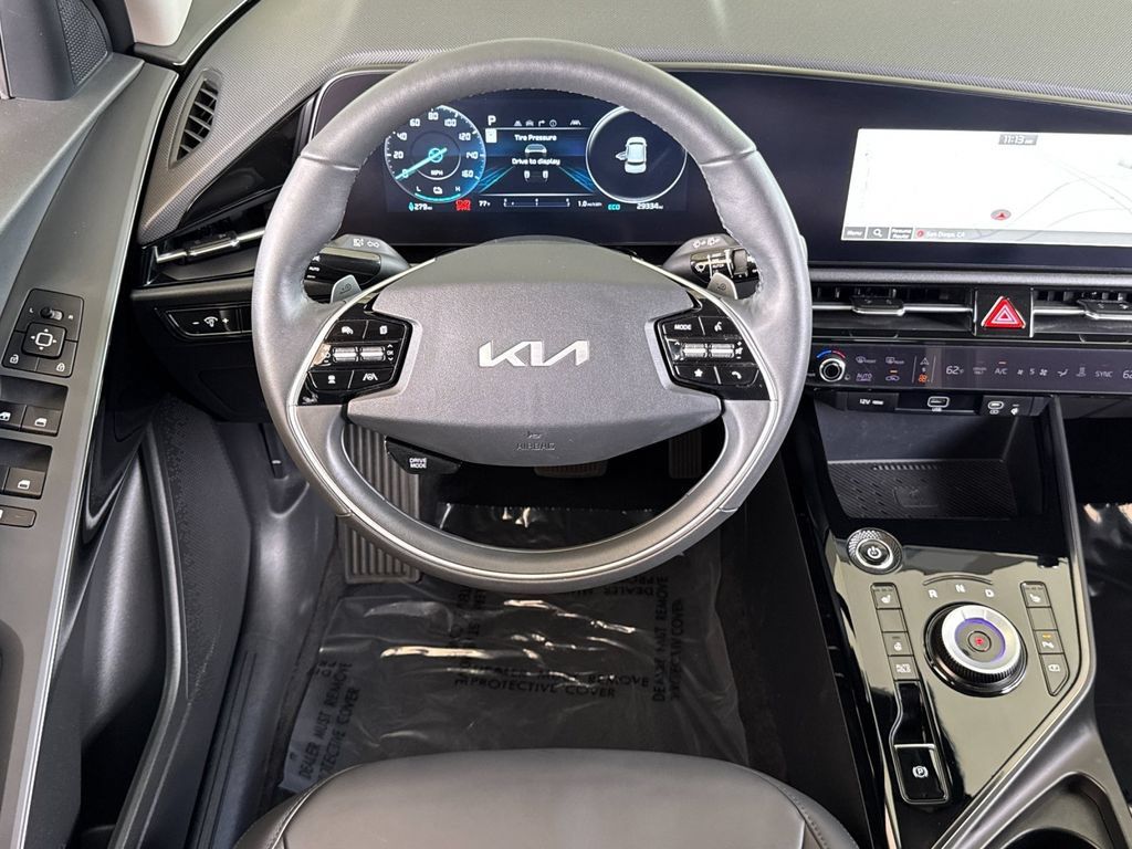 Used 2023 Kia Niro Wind w/ Wind Preserve Package FWD image 13
