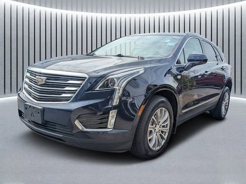 Used 2017 Cadillac XT5 Luxury w/ Driver Awareness Package image 7