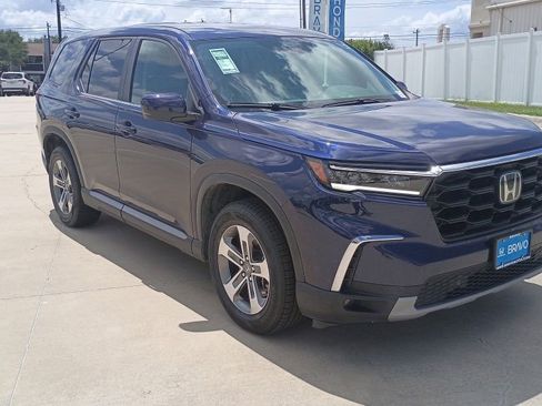 Used 2024 Honda Pilot EX-L image 4
