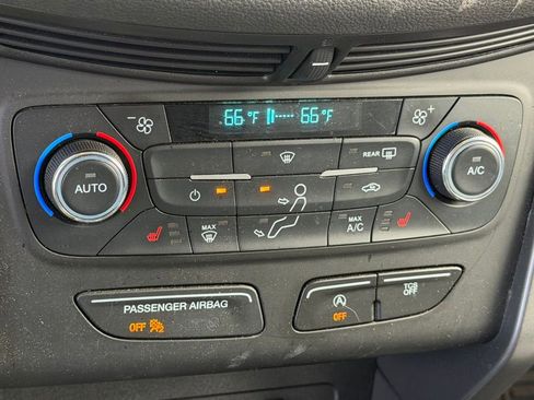 Used 2017 Ford Escape SE w/ SE Cold Weather Package image 20