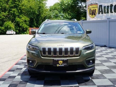 Used 2019 Jeep Cherokee Latitude w/ Popular Appearance Group AWD/4WD image 35