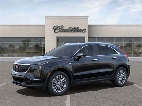 New 2024 Cadillac XT4 Luxury w/ Cold Weather Package image 2