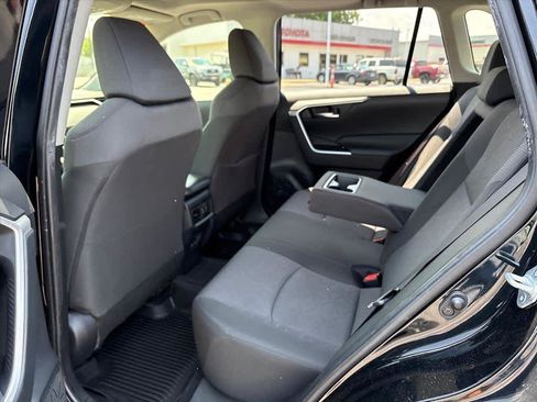 Used 2019 Toyota RAV4 XLE w/ Convenience Package AWD/4WD image 9