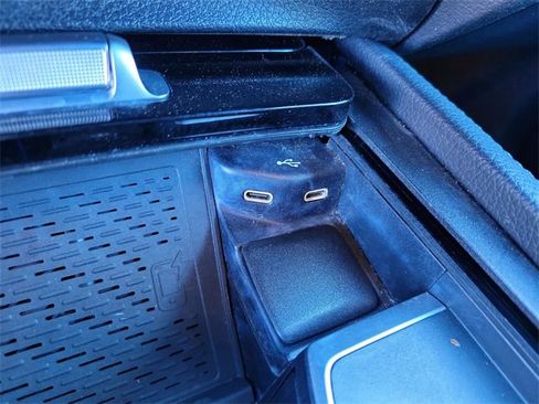 Used 2024 Mercedes-Benz GLE 350 4MATIC image 24