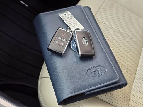 Used 2020 Land Rover Range Rover Sport HSE Dynamic image 36