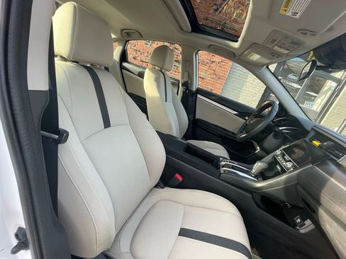 Used 2018 Honda Civic EX image 21