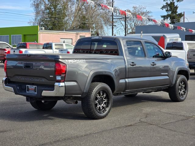 Used 2018 Toyota Tacoma TRD Off-Road AWD/4WD image 5