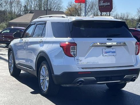 Used 2023 Ford Explorer Limited w/ Limited Technology Package image 5