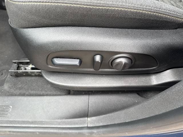Certified 2024 Chevrolet Equinox LT FWD image 14