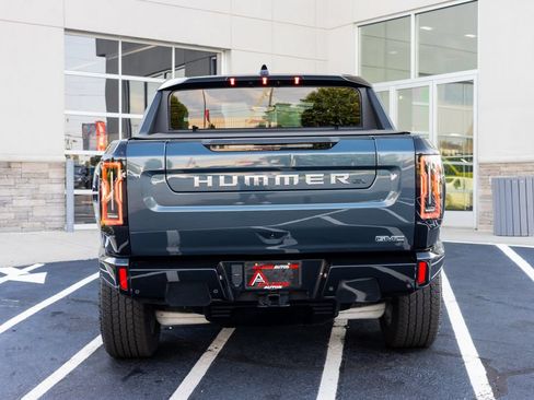 Used 2025 GMC Hummer EV 3X AWD/4WD image 16