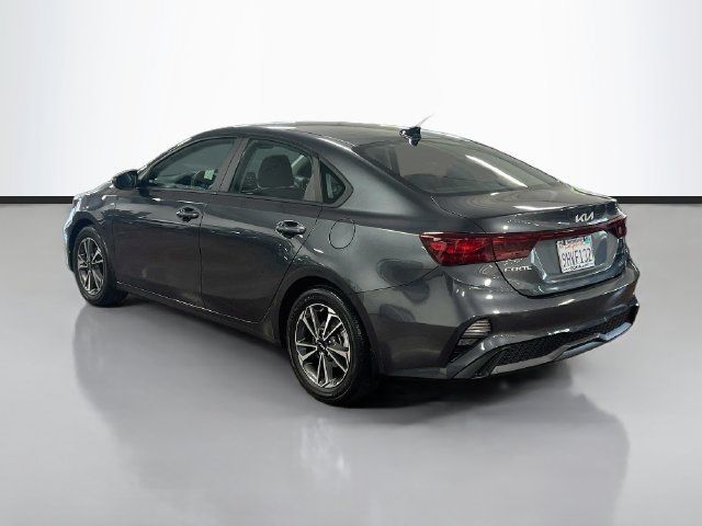 Certified 2023 Kia Forte LXS FWD image 5