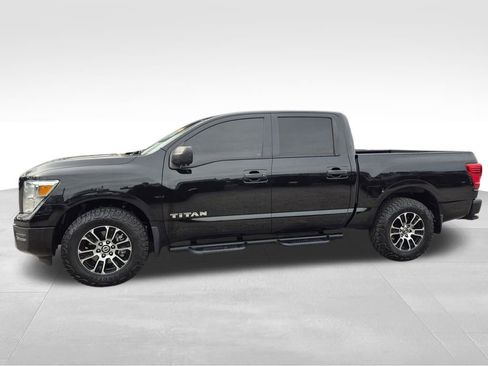 Used 2022 Nissan Titan SV w/ Accessory Utility Package image 3