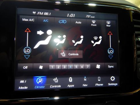 Used 2020 Jeep Grand Cherokee SRT AWD/4WD image 24