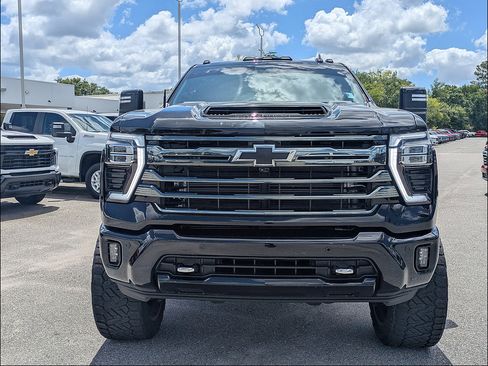 Used 2024 Chevrolet Silverado 2500 High Country w/ Midnight Edition AWD/4WD image 30