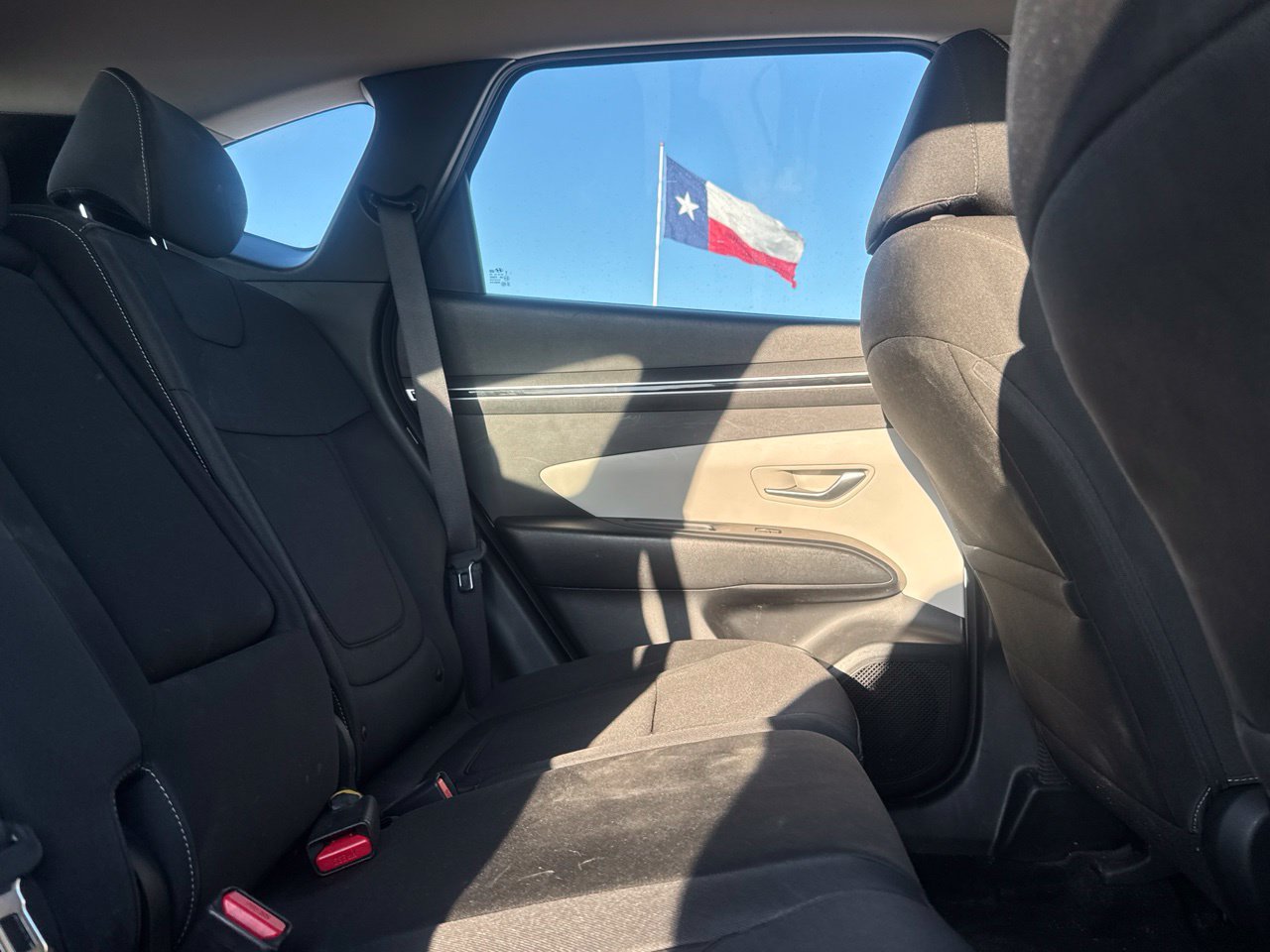 Used 2022 Hyundai Tucson SE w/ Cargo Package FWD image 38