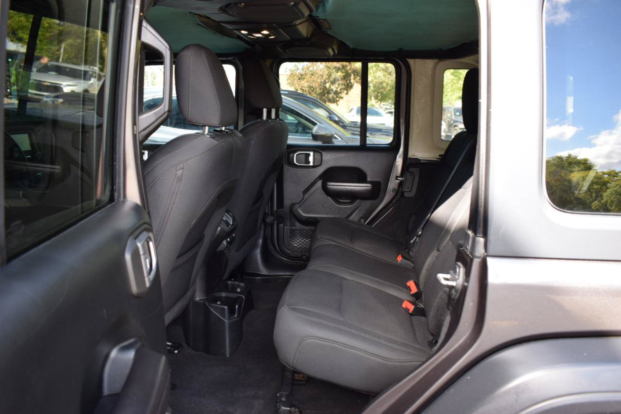 Used 2019 Jeep Wrangler Unlimited Sport S AWD/4WD image 32