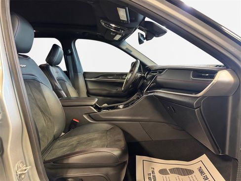 Used 2022 Jeep Grand Cherokee Trailhawk image 26