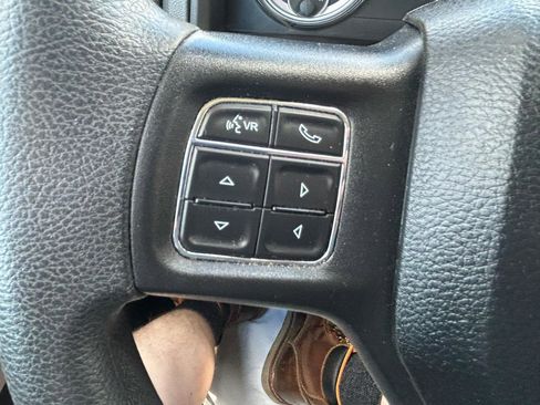 Used 2020 RAM 1500 Express AWD/4WD image 17