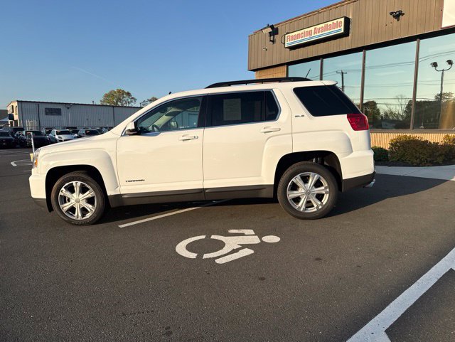 Used 2017 GMC Terrain SLE w/ Convenience Package FWD image 7