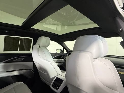 Certified 2024 Cadillac Lyriq Luxury RWD image 27