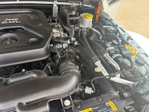 Used 2023 Jeep Wrangler Sahara w/ Cold Weather Group image 65