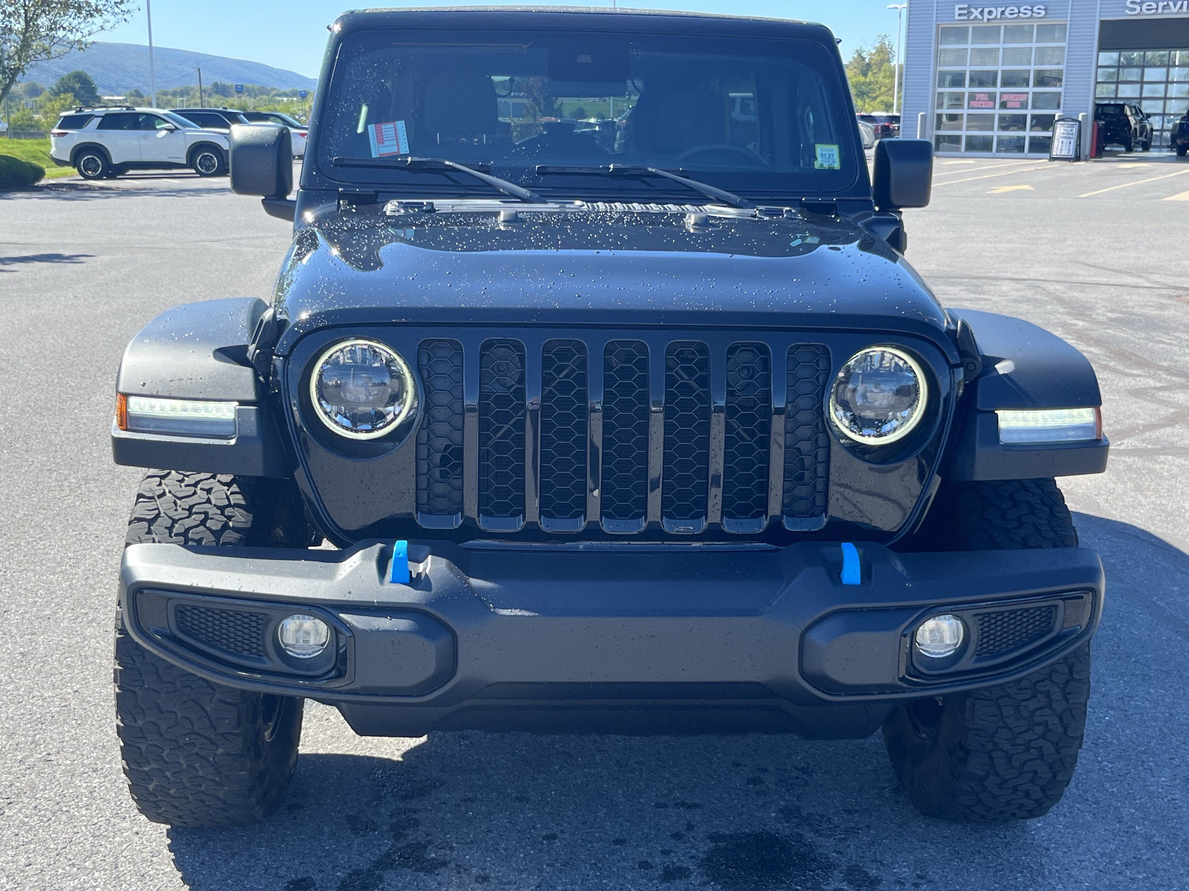 Used 2024 Jeep Wrangler Unlimited AWD/4WD image 9