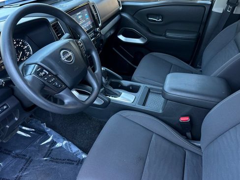 Used 2023 Nissan Frontier SV AWD/4WD image 9