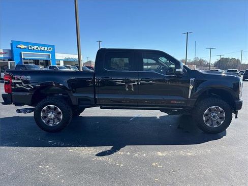 Used 2024 Ford F250 King Ranch image 6
