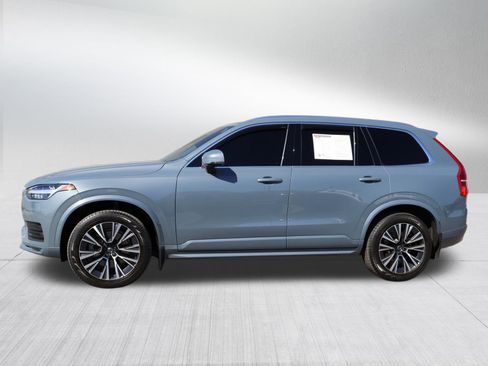 Used 2022 Volvo XC90 T6 Momentum w/ Advanced Package image 4