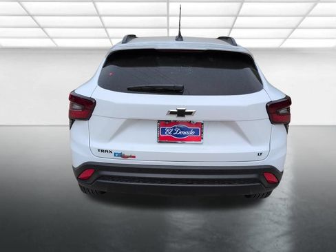 New 2026 Chevrolet Trax LT FWD image 26