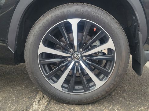 Used 2022 Toyota Highlander XSE image 5