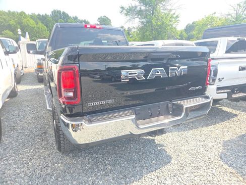 Used 2025 RAM 2500 Big Horn AWD/4WD image 4