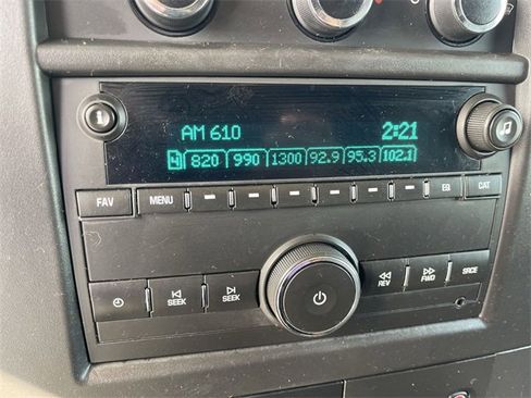 Used 2018 Chevrolet Express 3500 image 10