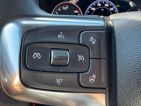 Used 2025 Chevrolet Blazer RS FWD image 16